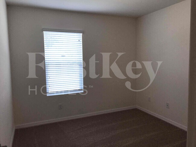 Foto del edificio - 1609 SW 25th Ln