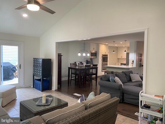 Foto del edificio - 7705 Carrleigh Pkwy