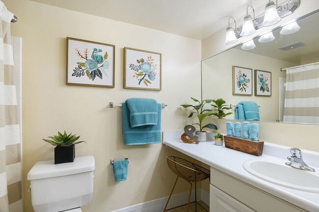 Interior Photo - Streamside Apartments