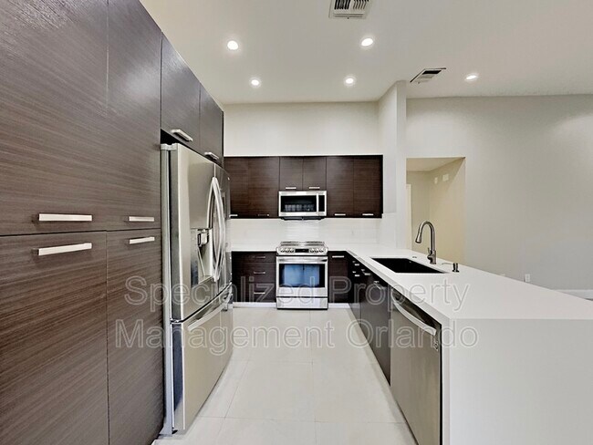 Foto del edificio - 1016 Olliff Way