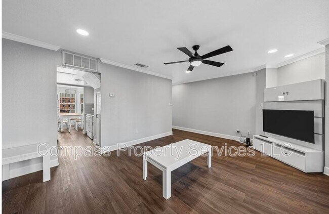 Building Photo - 600 Bagby Avenue Apt #3E