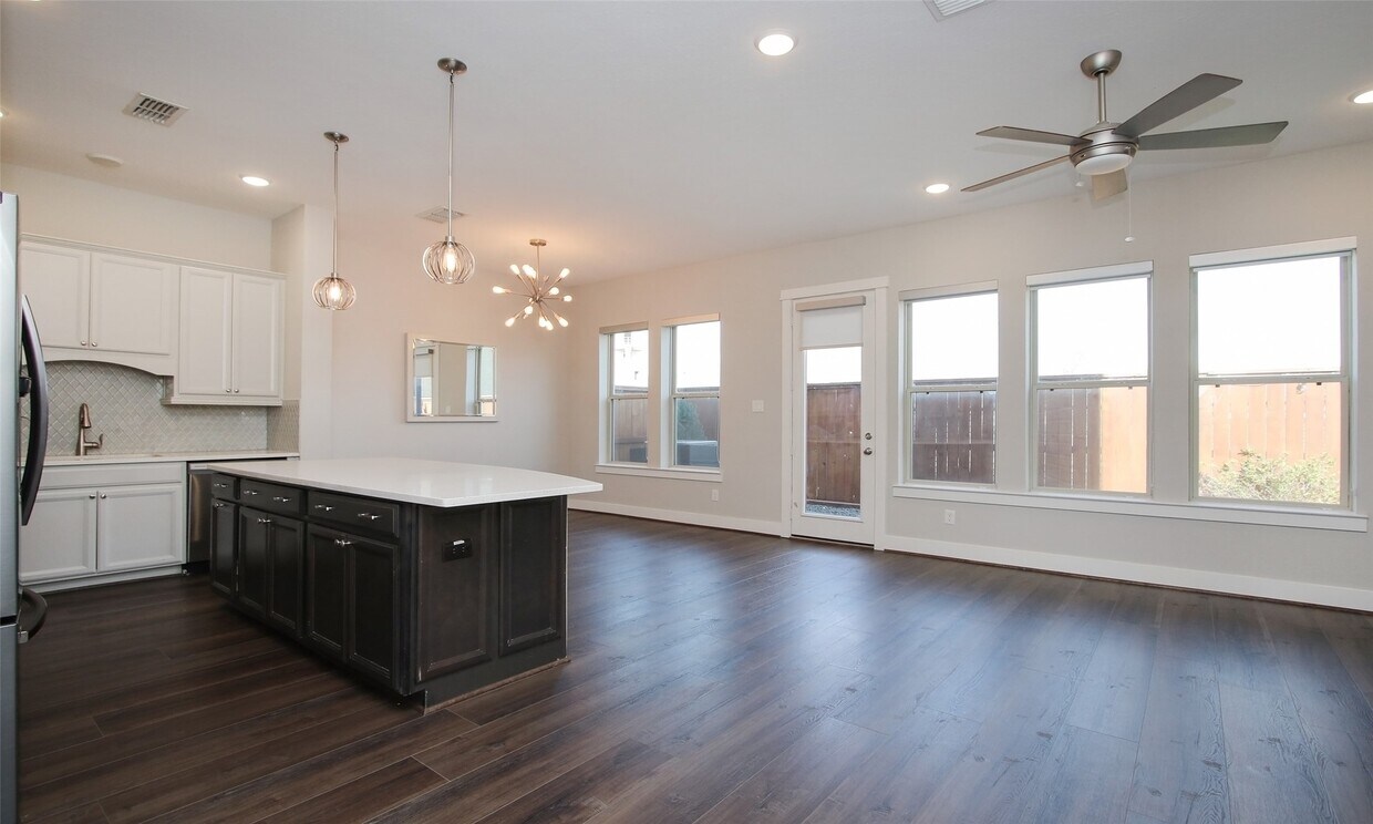 Building Photo - 12502 Malachite Wy