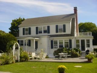 Building Photo - 185 Hampton Rd