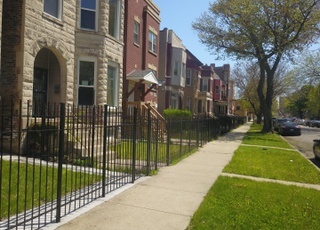 Front - 2744 W Wilcox St