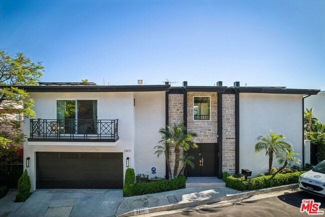 Building Photo - 2411 Mt Olympus Dr