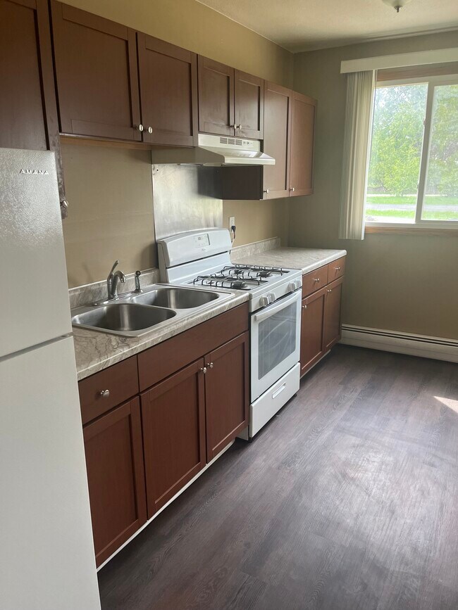 Fountain Lake Estates Apartments in Albert Lea, MN