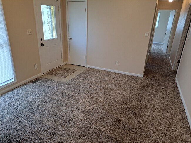Living Room view 2 - 5605 Treaty Ln