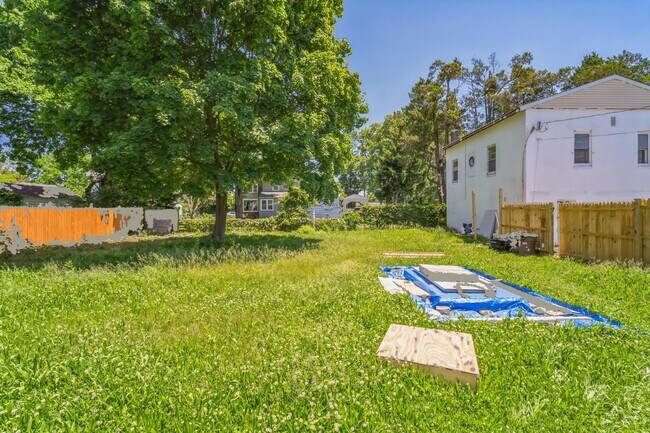 Foto del edificio - 222 Belmont Ave