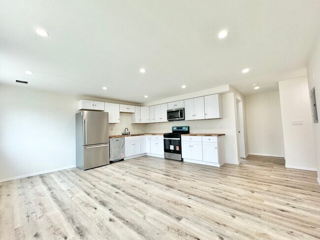 Foto del edificio - 14615 Gilmore St