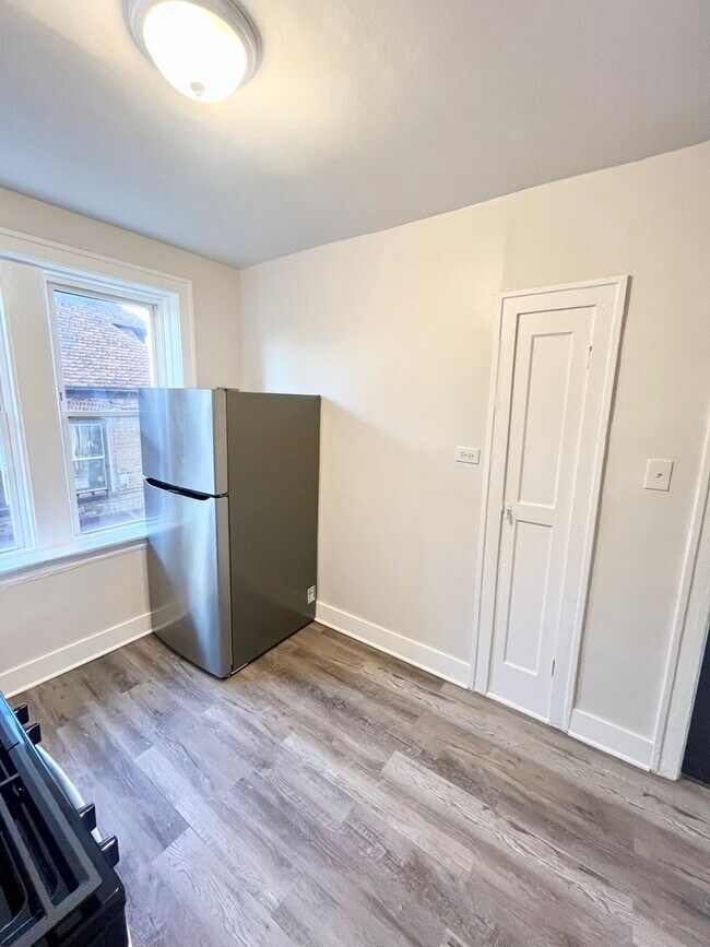 Foto del edificio - 4134 W 24th Pl