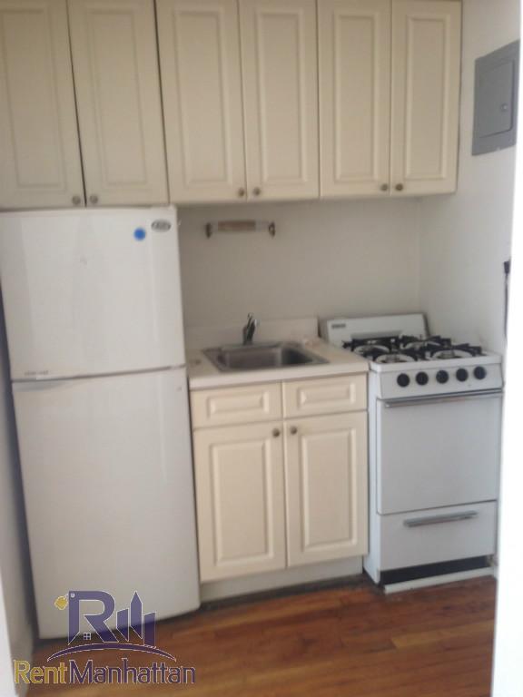 Foto del edificio - 409 E 88th St