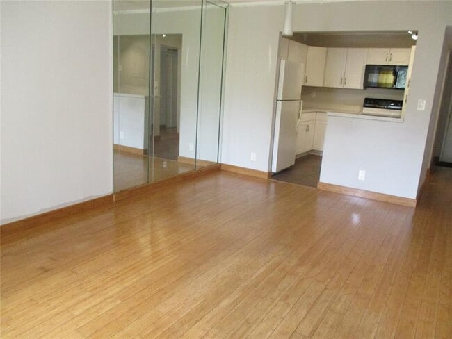 Foto del edificio - 2731 Taft St