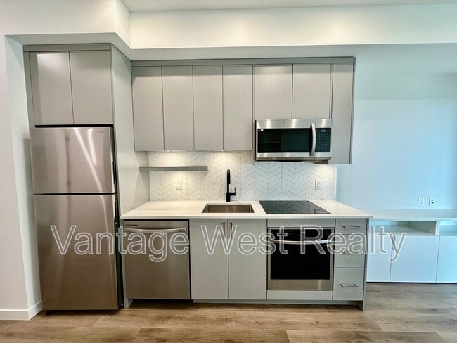 Building Photo - 1274-1274 Devonshire Ave