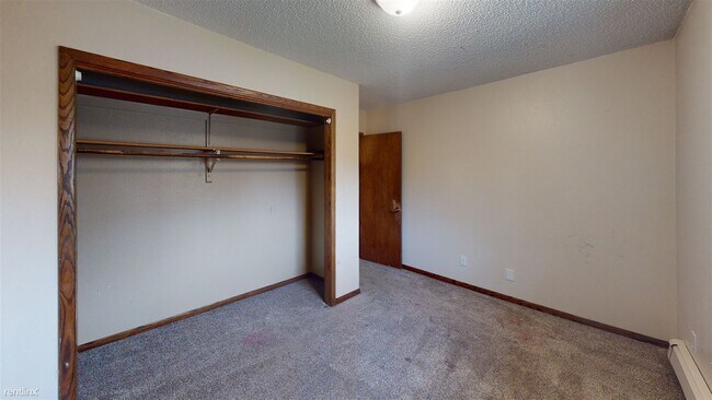 Foto del edificio - 3 br, 1 bath Duplex - 202 4th Ave SW Upper...