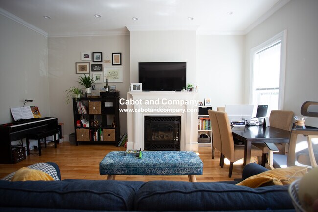 Foto del edificio - 637 Tremont St