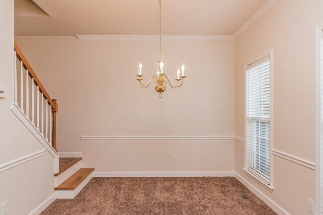 Foto del edificio - 2805 Aston Woods Ct