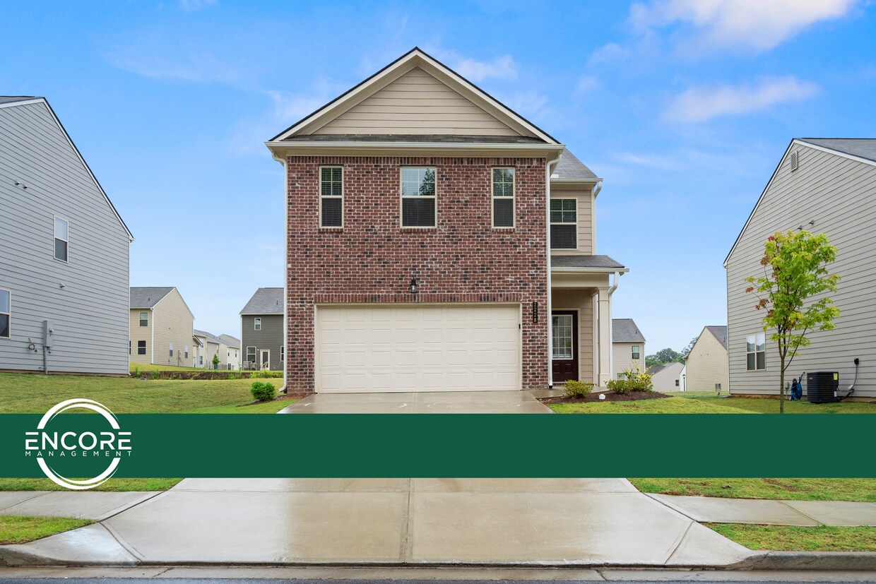 Primary Photo - 4 bed / 2.5 bath in Gainesville! Retreat a...