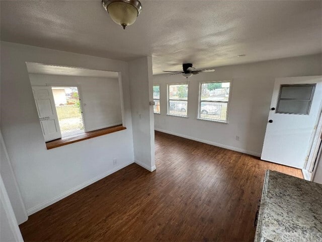 Building Photo - 2116 W Compton Blvd