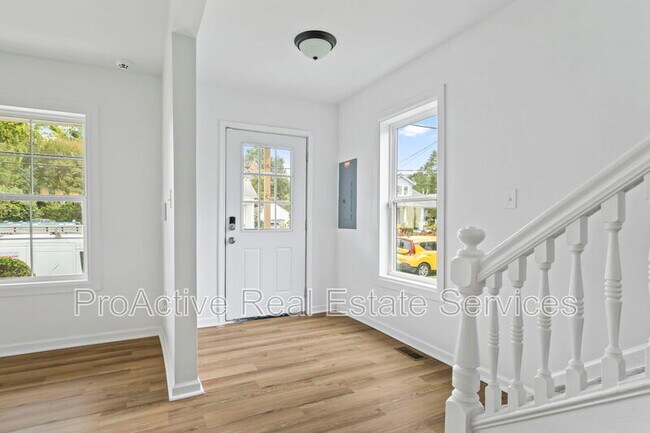Foto del edificio - 3915 King St