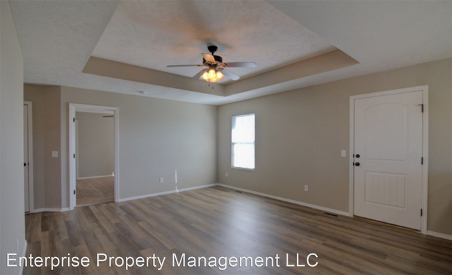 Building Photo - 3 br, 2 bath House - 1300 W Millpond Dr