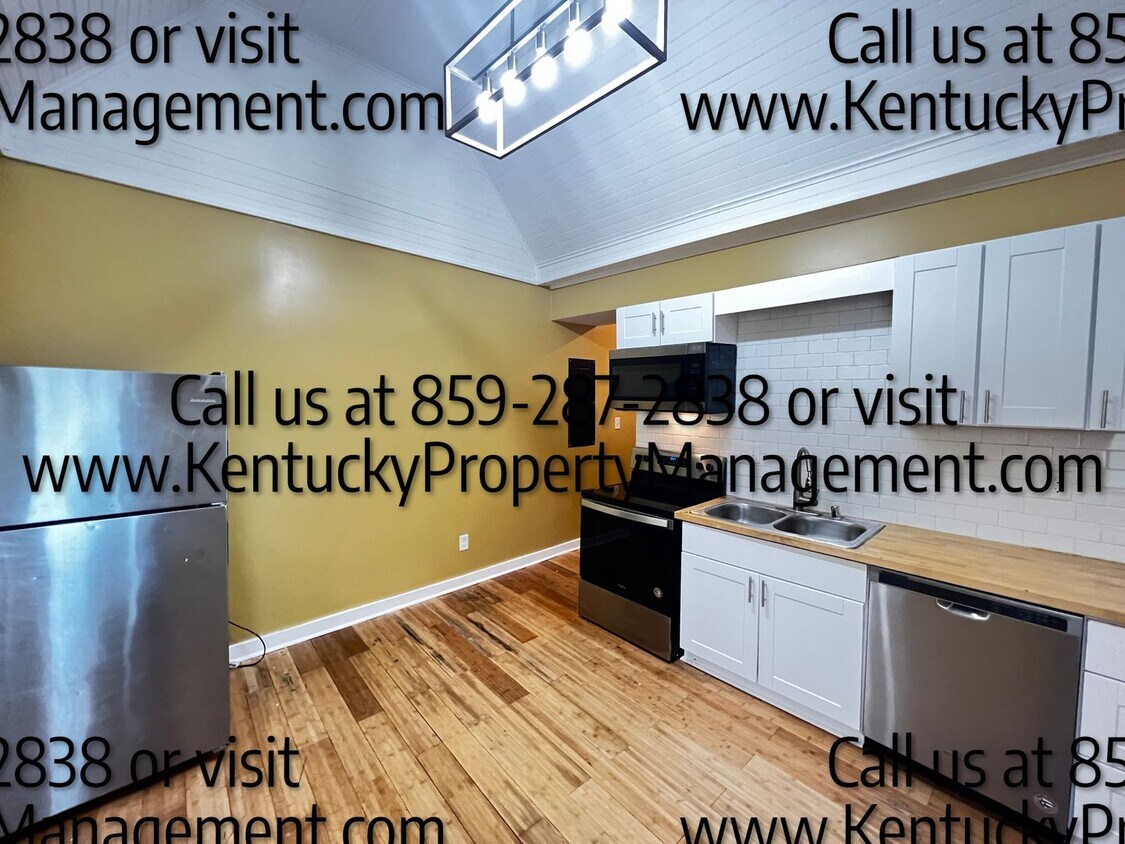 227 E 7th St Unit 102, Lexington, KY 40508 Room for Rent in Lexington