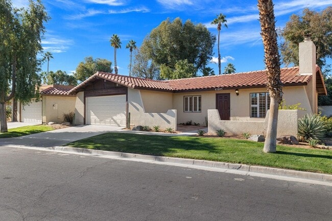 Building Photo - 41045 Largo