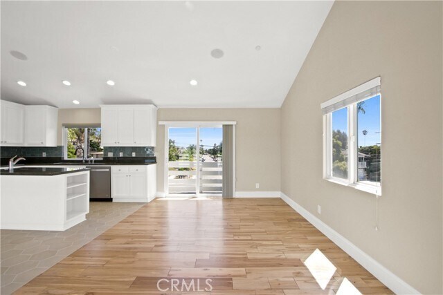 Building Photo - 26291 Via California