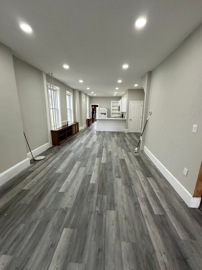 Foto del edificio - 7311 Lawndale Ave