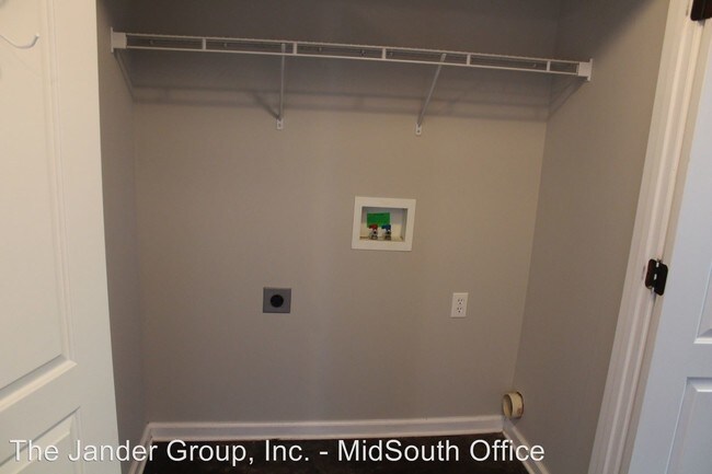 Building Photo - 3 br, 2 bath House - 811 Rue Chateau Dupre
