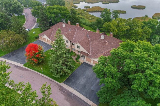 Building Photo - 4258 Oakmede Ln