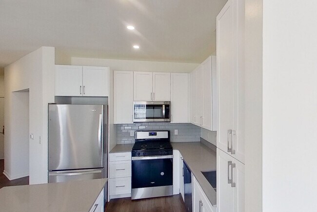 Foto del edificio - 152 Shipyard Dr