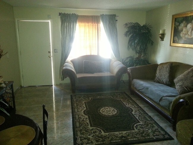 Foto del edificio - Thomas