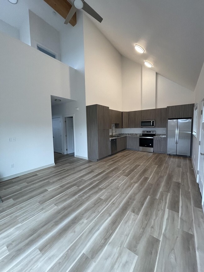 Building Photo - 411 Azalea Ct
