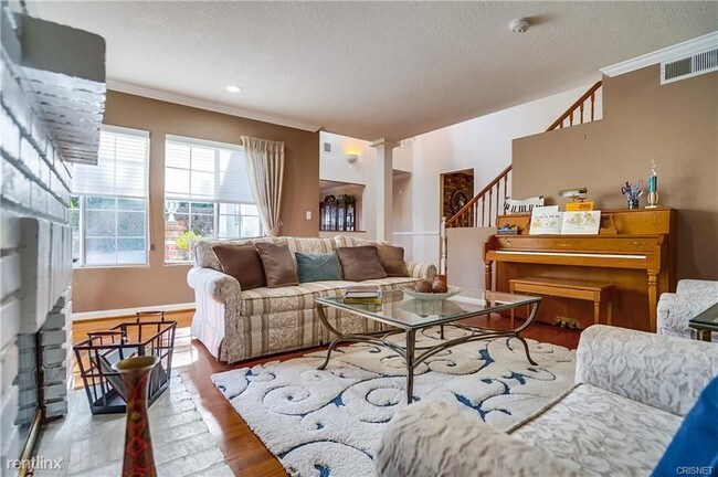 Building Photo - 5 br, 4 bath House - 5333 Wortser Ave