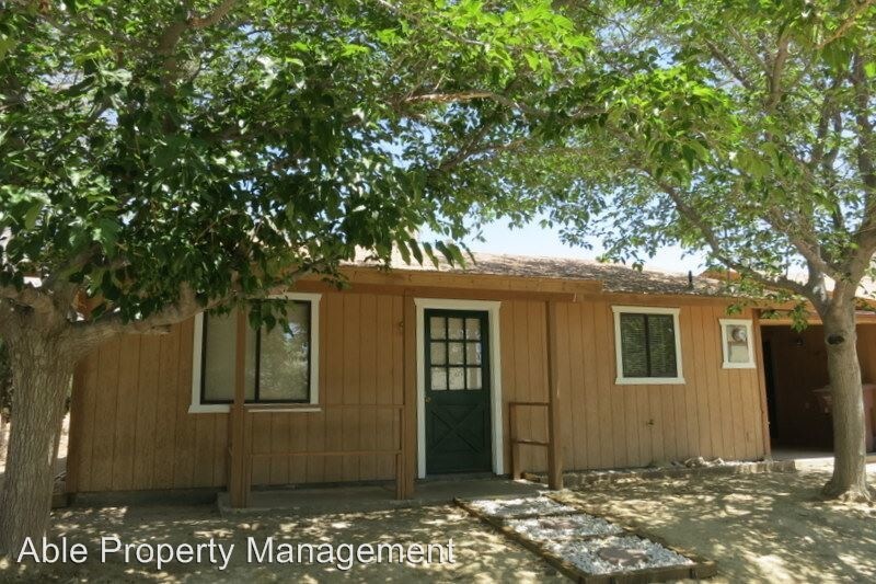 Primary Photo - 41 Lakeview Ter