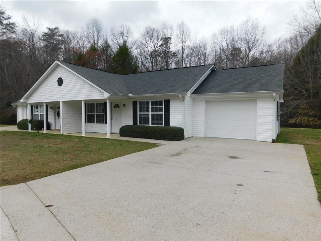 Primary Photo - 42 Copper Creek Dr