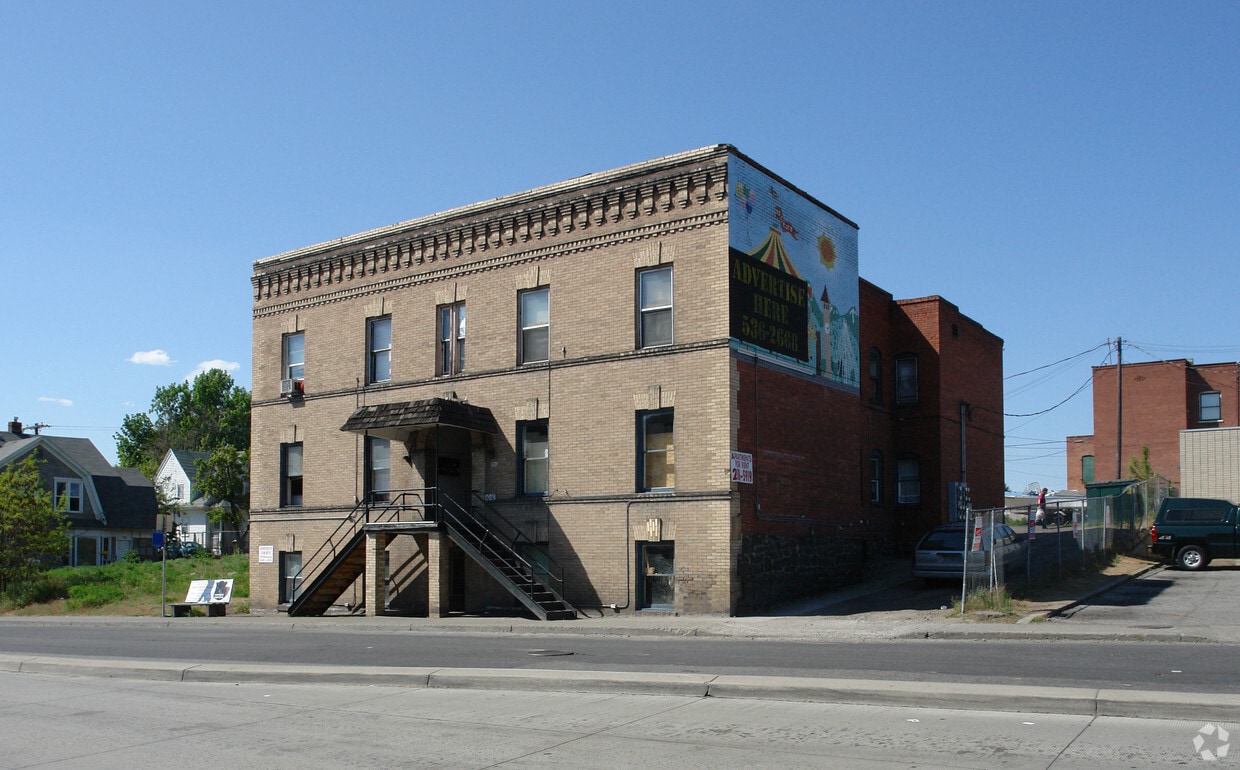 Primary Photo - 1010 W Boone Ave