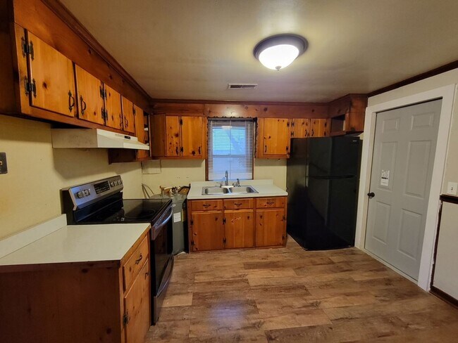 Foto del edificio - 2 bedroom home