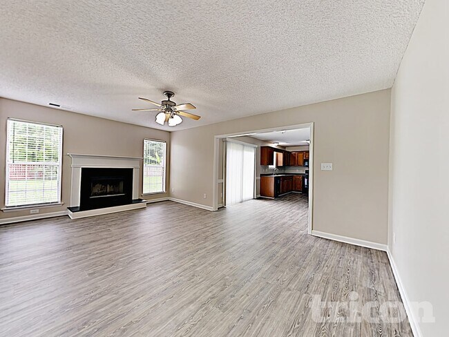 Building Photo - 9010 Whitetail Ct