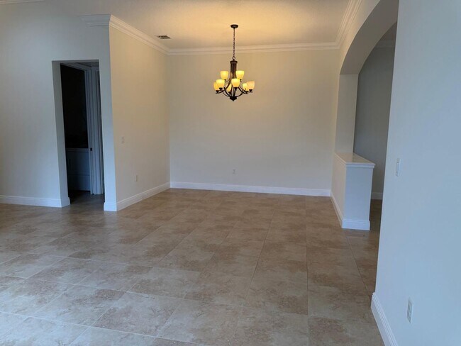 Building Photo - 2824 Bellarosa Circle