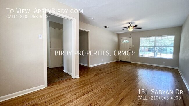 Building Photo - 3 Bedroom 2 Bath 1 Story Near Ft. Sam Houston