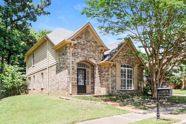 Foto del edificio - 1341 Broadstone Ln