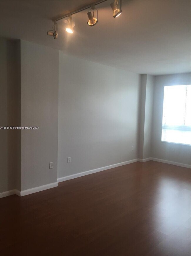 Foto del edificio - 7350 SW 89th St