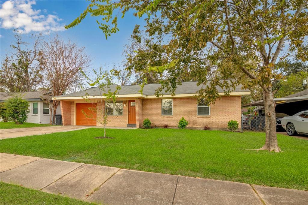 Foto principal - 4518 W 43rd St