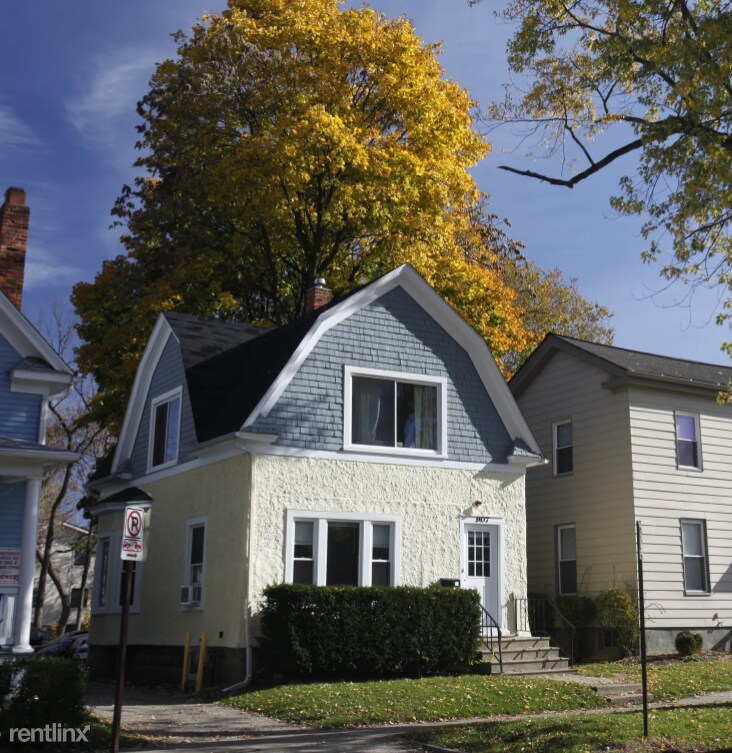 Building Photo - 907 Sybil St