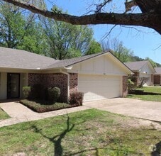 Building Photo - 4404 Edinburgh Dr
