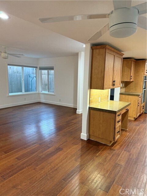 Building Photo - 4823 River Ave