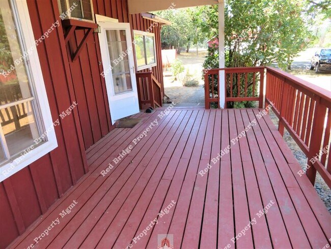 Foto del edificio - 13915 SW Bell Rd