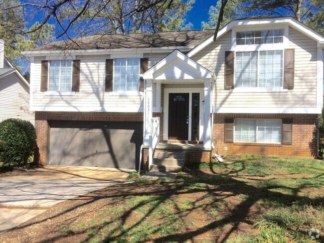 Building Photo - 2063 Raintree Pl