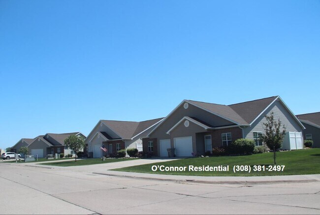 Foto del edificio - 2627 Brennen Ln